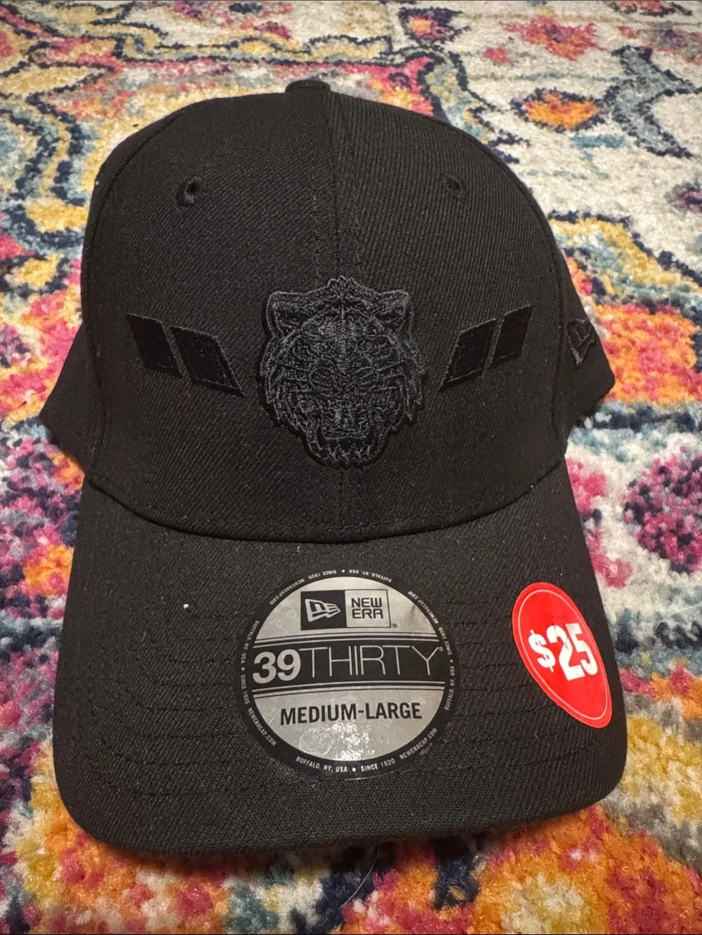 New Era Black Embroidered Tiger Logo 39THIRTY Cap